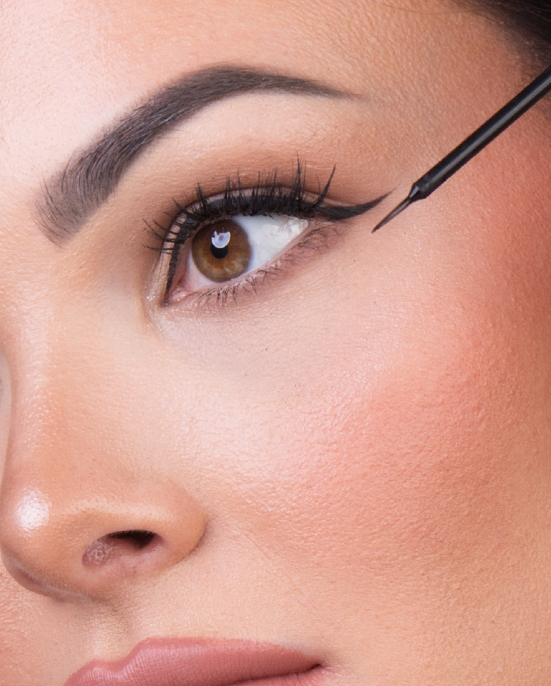 Eye-liner liquide noir Cléopâtre