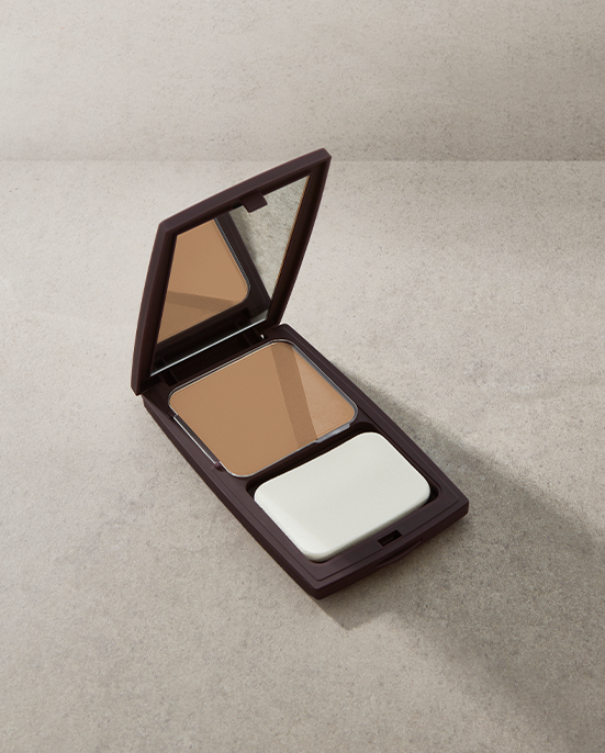 Fond de teint en poudre pour le visage