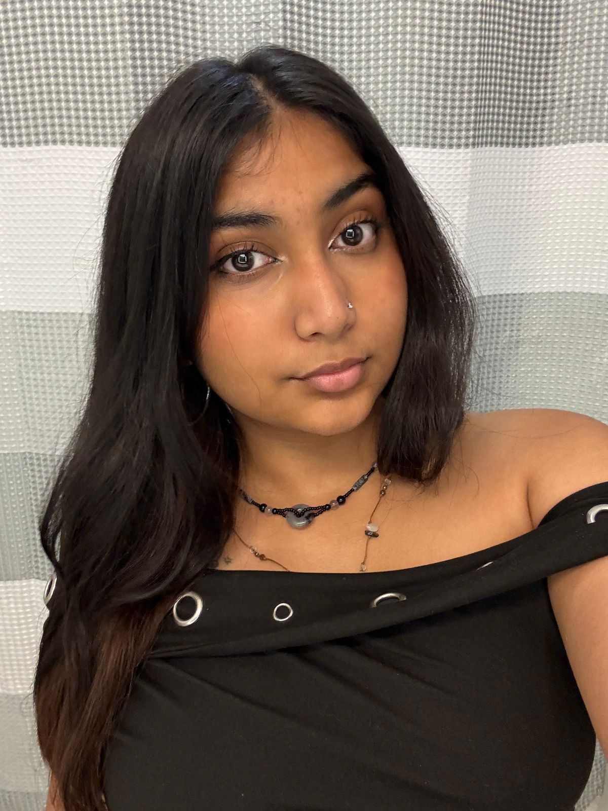 Pranjal Vanera's under-eye area wearing Wake Up!, her own photo