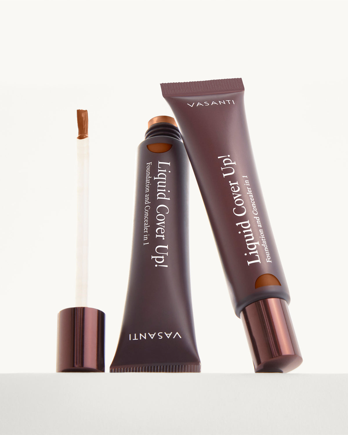 Liquid Cover Up Foundation and Concealer in 1