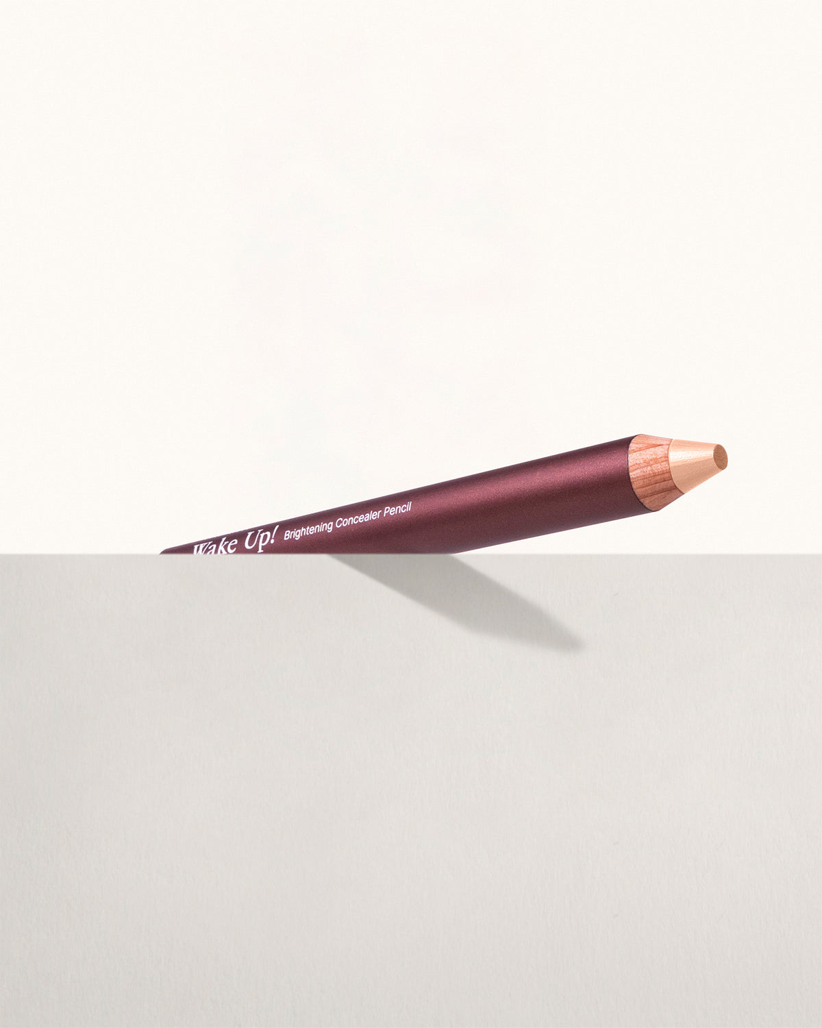 Wake Up! Brightening Concealer Pencil in shade W20, tip detail